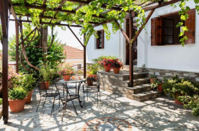 Elatos Country House